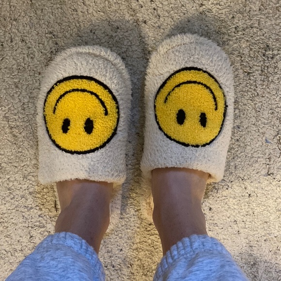 Smiley Slippers - Picture 2 of 5